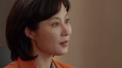 문소리, 17년 만에 은혜 갚았다…임순례 감독 위해 '노무사 노무진' 특별 출연 [공식]