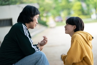 이재인, 삼촌은 안재홍·아빠는 오정세…케미 요정의 찰떡 호흡('하이파이브')