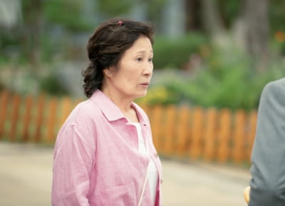 [공식] 한지민, 손석구와 관계 공개된다…"인물 사이 인연 지켜봐달라" ('천국보다 아름다운')