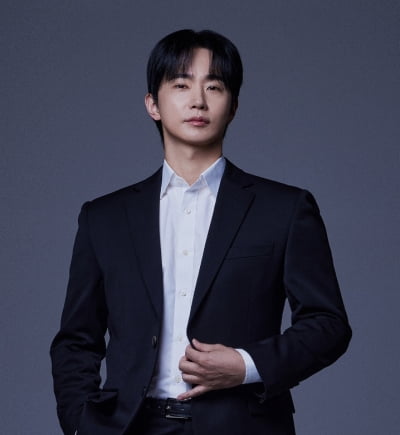 [종합] 전호준 "피흘린 사진·녹취록 왜곡 없이 봐달라" VS 전여친 "전화받고 사과해"