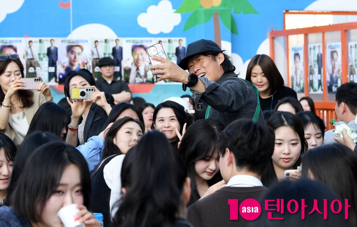 유해진, 팬들과 만남은 즐거워[TEN포토+]