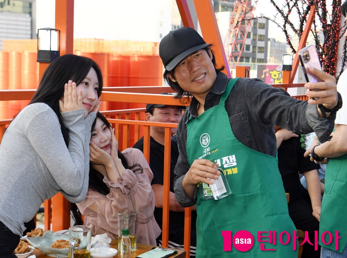 유해진, 진지함, 긍정적 마인드, 배려심이 가득한 현장[TEN포토+]