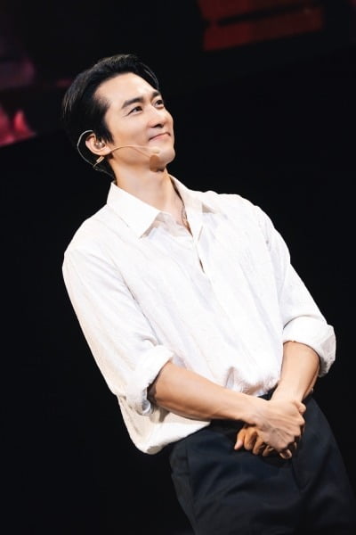 '48세' 송승헌, 기쁜 소식 전했다…♥엄정화와 호흡 앞두고 일본 팬미팅 성료