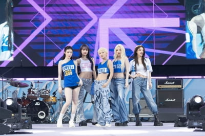 i-dle Sets the Stage Ablaze at Yonsei University Festival
