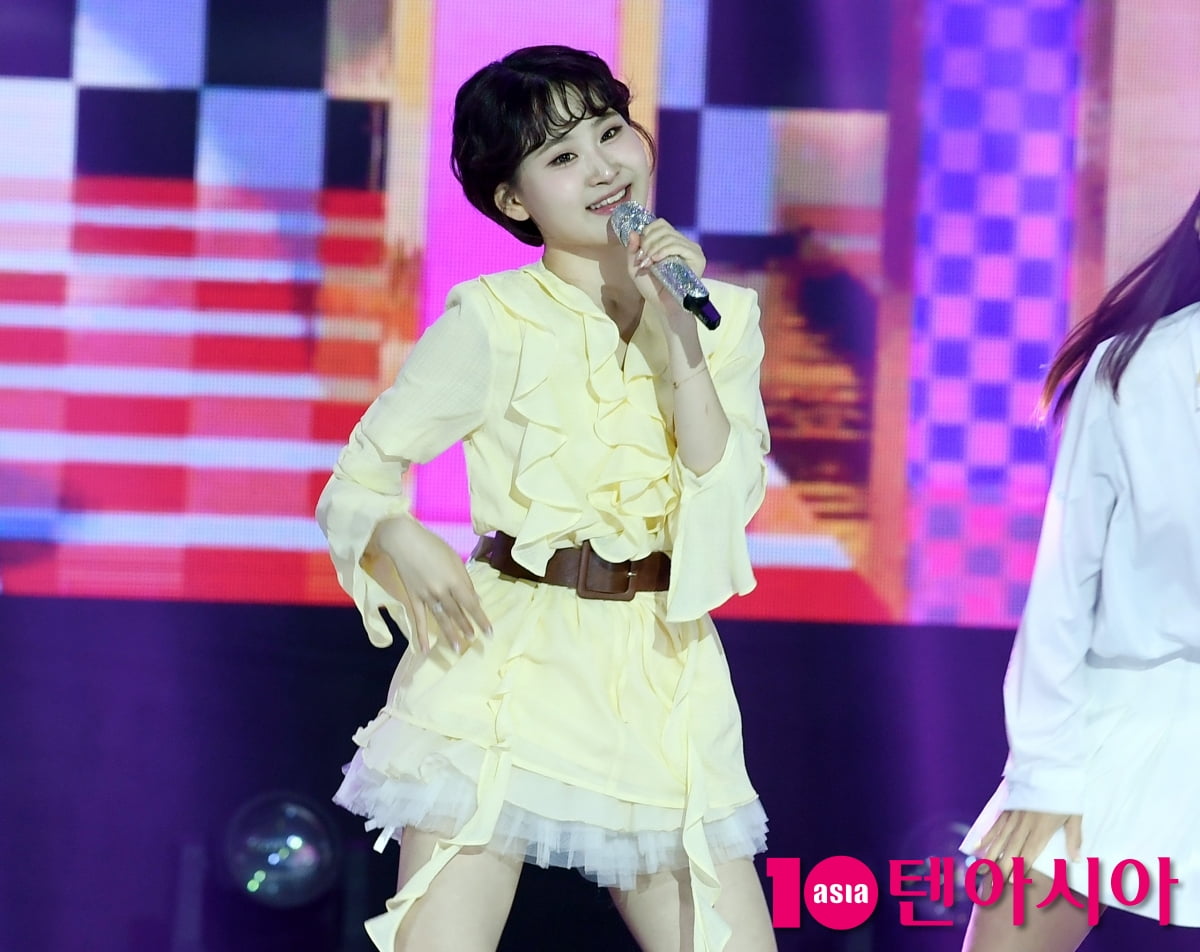 김다현, 깜찍한 무대[TEN포토+]