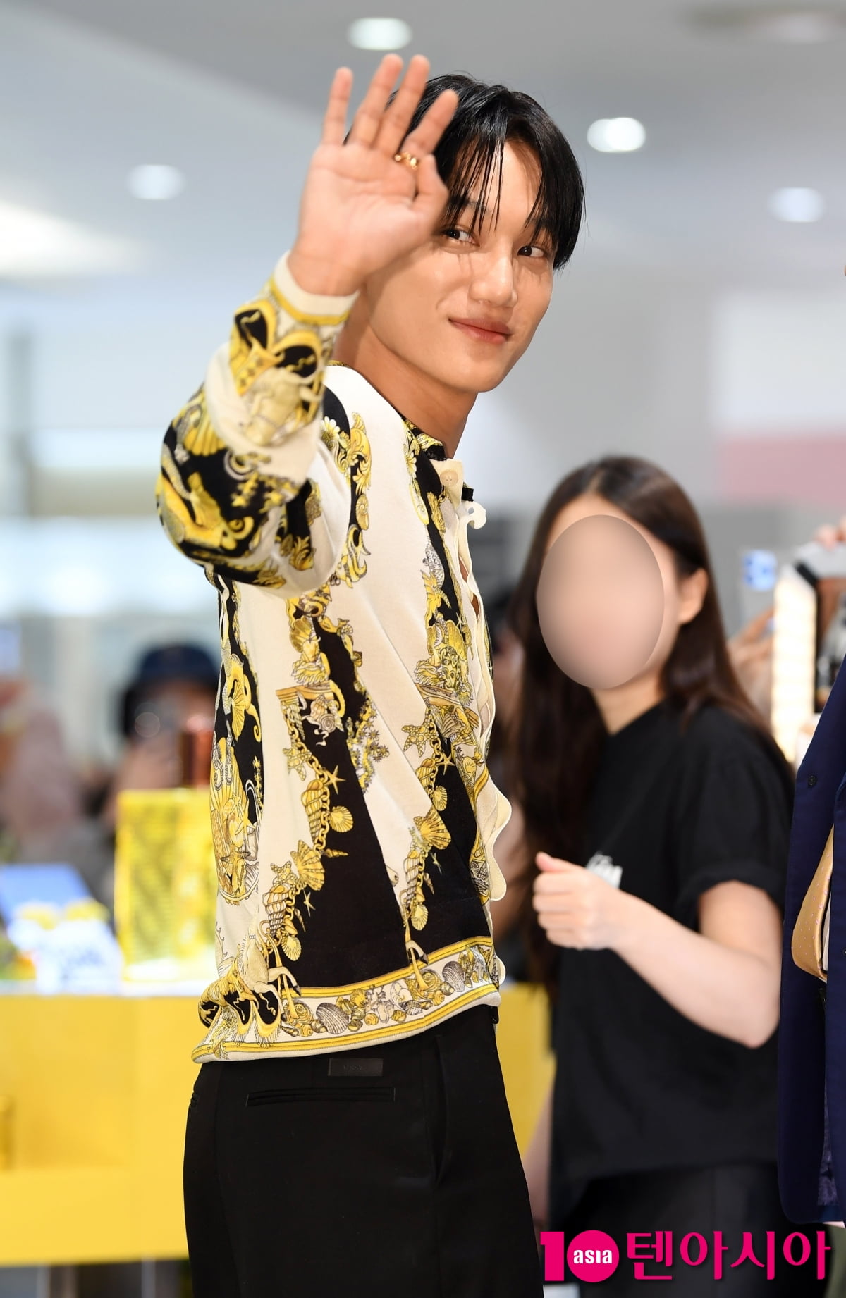 엑소 카이, 강렬한 눈빛...소녀들 심쿵하게 만들어~[TEN포토+]