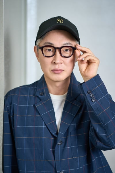 "유아인 분량, 못 덜어냈다"…강형철, 망상과 상상 뒤섞은 '하이파이브'[TEN인터뷰]