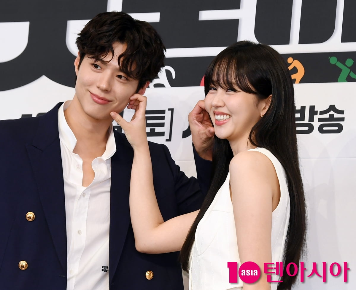 박보검-김소현, 드라마 '굿보이' 비주얼 커플[TEN포토+]