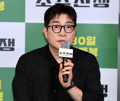 '소주전쟁' 손현주, 저는 술을 먹지 않고 말을 먹을것이다[TEN포토]
