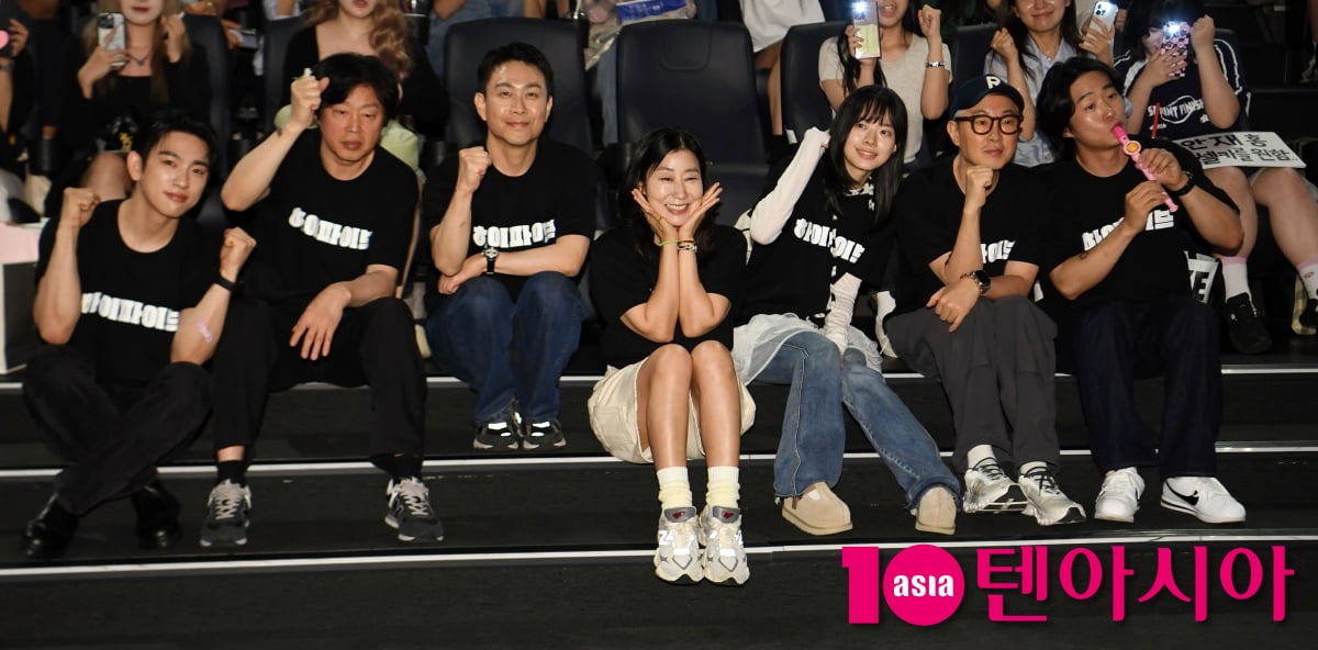 이재인-안재홍-라미란-김희원-박진영-강형철 감독, 하이파이브 예매순위 1위[TEN포토+]