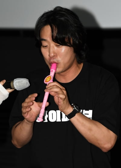 '하이파이브' 안재홍, 강풍 능력자의 피리 솜씨는?[TEN포토+]