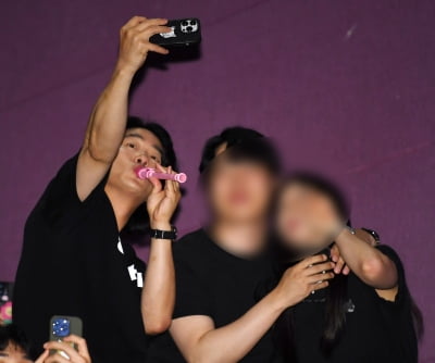 '하이파이브' 안재홍, 영화 봐주셔서 감사합니다[TEN포토]
