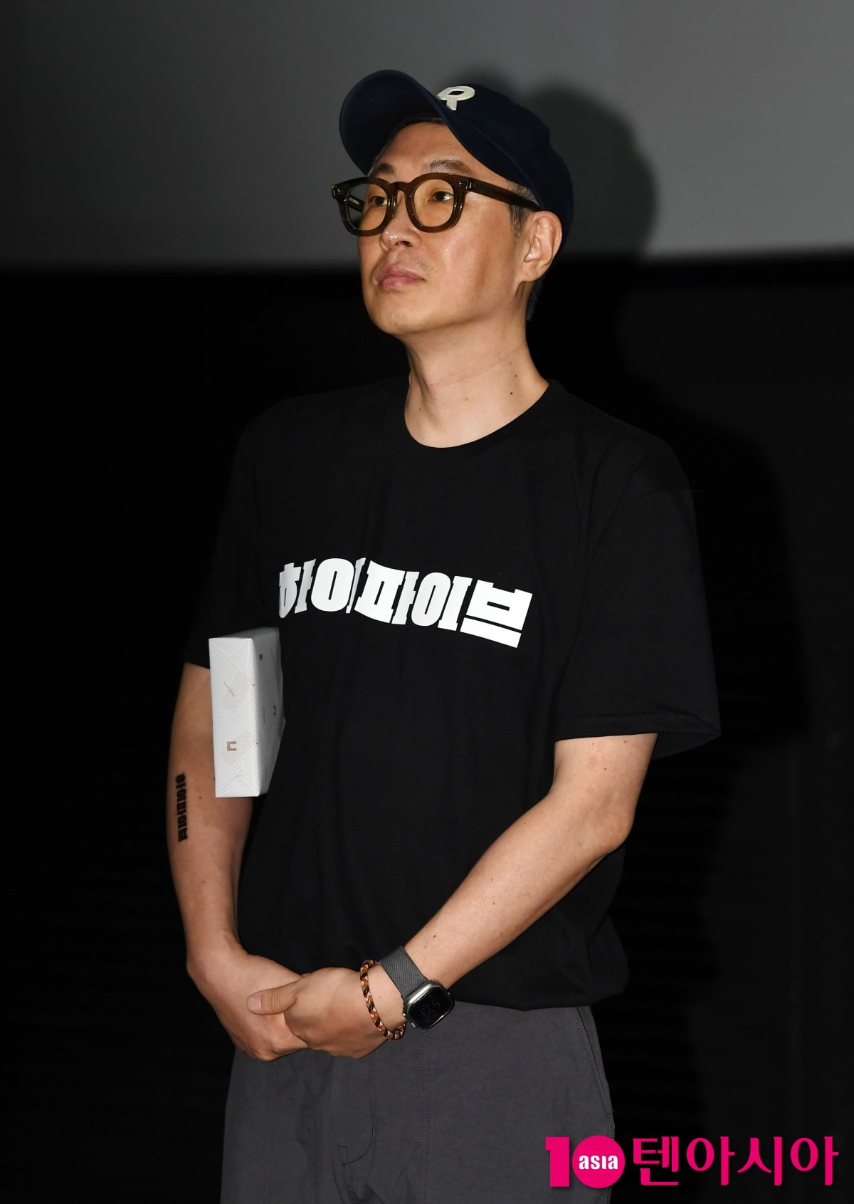 '하이파이브' 강형철 감독, 무대인사는 시크하게[TEN포토+]