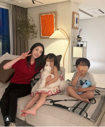 ‘선우은숙 며느리’ 최선정, 인맥 화려하네…산다라박이 왜 거실에서 나와