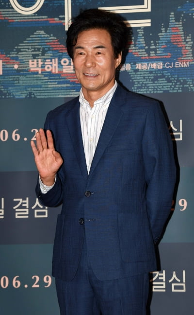 오광록 손절했던 子, 9년 만에 조부 만났다…세상 떠난 조모 폰엔 '우리 강아지'('아빠하고')