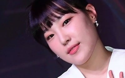 [공식] 이은지, 7월 겹경사 터졌다…추성훈 손 잡더니 메인 MC 낙점 ('웨타강사')