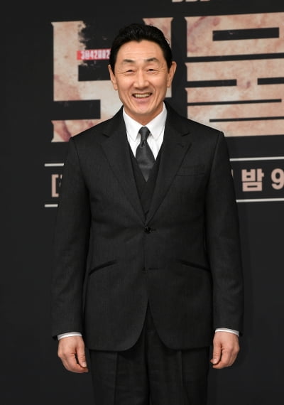 허준호, 아들은 추영우·믿는 후배는 소지섭…'광장' 보스의 존재감