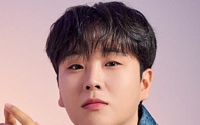 송민준, 초여름 같이 캠핑 떠나고 싶은 남자 트로트 가수 1위 [TEN차트]