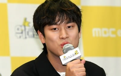 '24세' 이무진, 연예계 은퇴 발언했다…결국 울컥 "스트레스 받아" ('위대한가이드2')