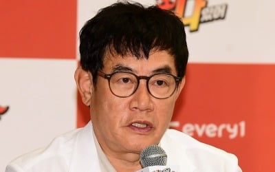 '약물 운전' 이경규, CCTV 공개에 싸늘해진 여론…비틀거리고 들이받고, "부주의도 문제" [TEN이슈]