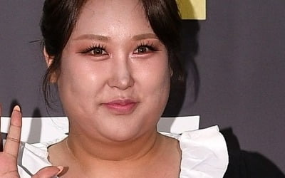 풍자, '몸무게 330kg' 의혹 불거졌다…엘베 정원 초과, 박나래 "드디어 밝혀져" ('홈즈')