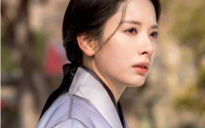 [종합] 뱃속 태아 노린 참극 벌어졌다…육성재·김지연, 눈앞에서 목격('귀궁')
