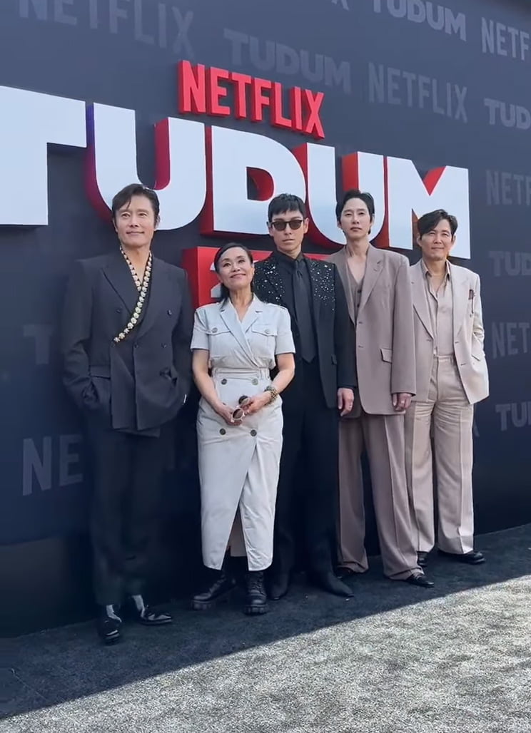 '음란물 게재' 박성훈, 공식석상서 '잇몸 미소'…논란 딛고 미국서 '오겜3' 홍보 중[TEN이슈]