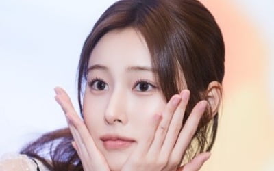 몸무게 37kg 찍었다더니…강혜원, 7년 만에 소속사 이적 후 기쁜 소식 전했다