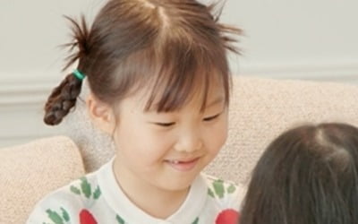 장윤정♥도경완 딸 하영, 고작 6살인데…기저귀 갈이 육아 도전 ('내생활')
