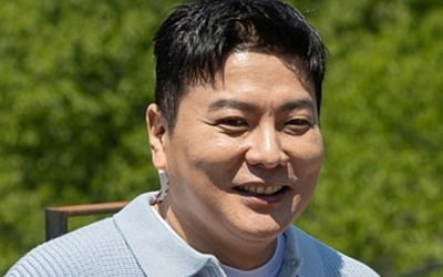 '연봉 200억' 김태균, 스케일 남다르네…이이경도 감탄 "펜트하우스 같아" ('핸썸즈')