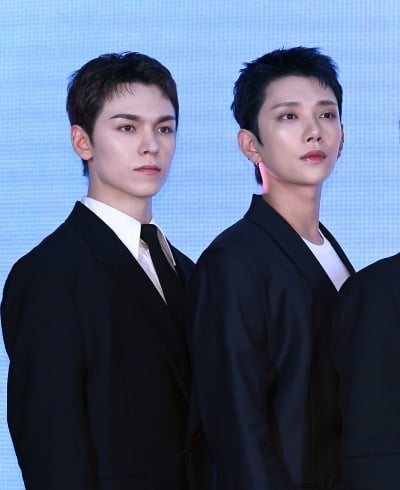 세븐틴 버논-조슈아, 잘생긴애 옆에 또 잘생긴애[TEN포토]