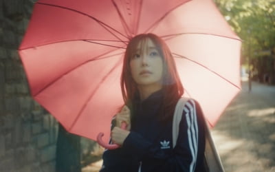 QWER, '난 네 편이야, 온 세상이 불협일지라도'…타이틀곡 '눈물참기' 티저