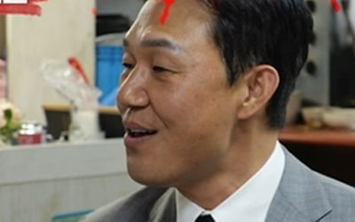 "조용히 해"…'신은정♥' 박성웅, 연애사 폭로 위기 ('유딱날')