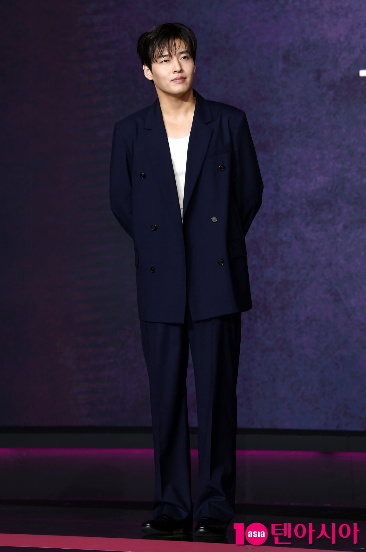 강하늘, 해병대 경례 '필승'[TEN포토+]