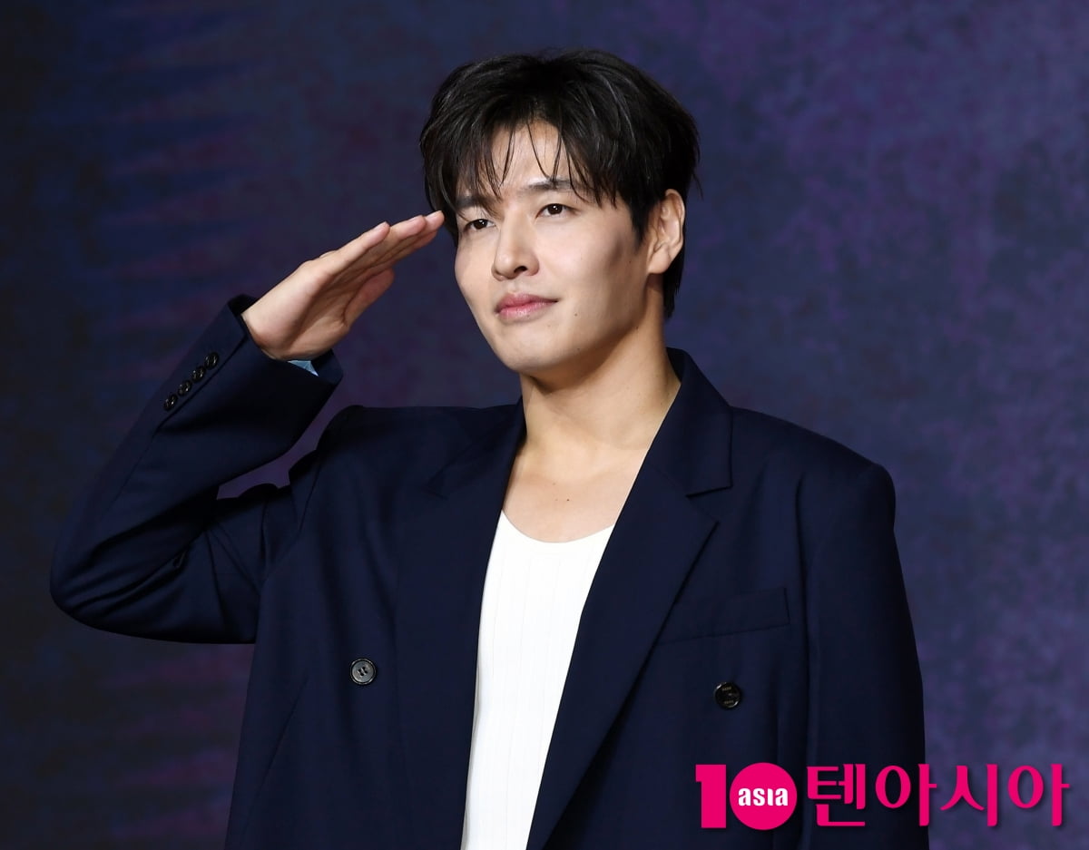 강하늘, 해병대 경례 '필승'[TEN포토+]