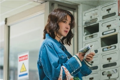 '43세 돌싱' 이시영, 벅찬 심정 고백…"왜 이제 만났나 싶어, 워맨스 작품은 처음" ('살롱드홈즈')