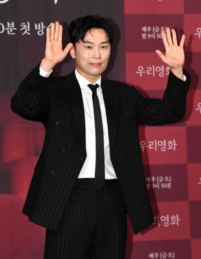 서현우, 드라마에서 멋진 제작자로 변신[TEN포토+]