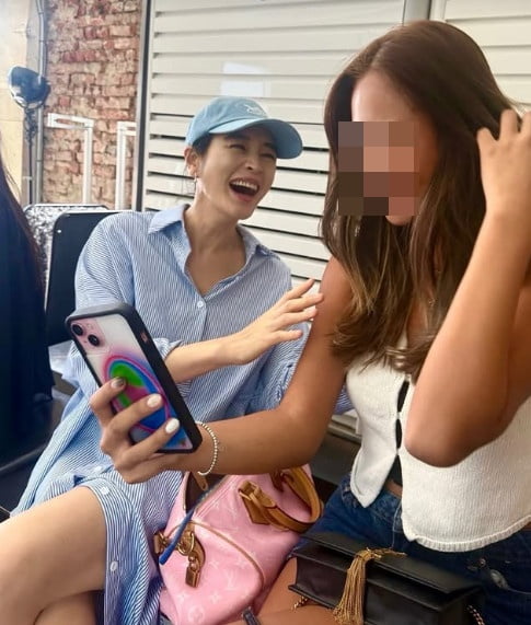사진=김혜수 SNS