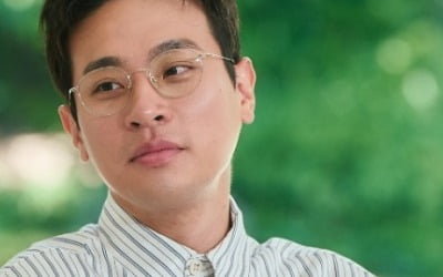 박정민, 시각 장애인 父 위해 출판사 차렸다…"수치스럽고 꼴보기 싫어" ('유퀴즈')