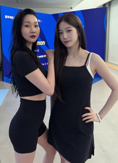 Model and Actress Jang Yoon-ju Stuns at Sportswear Event with Her Charismatic Presence