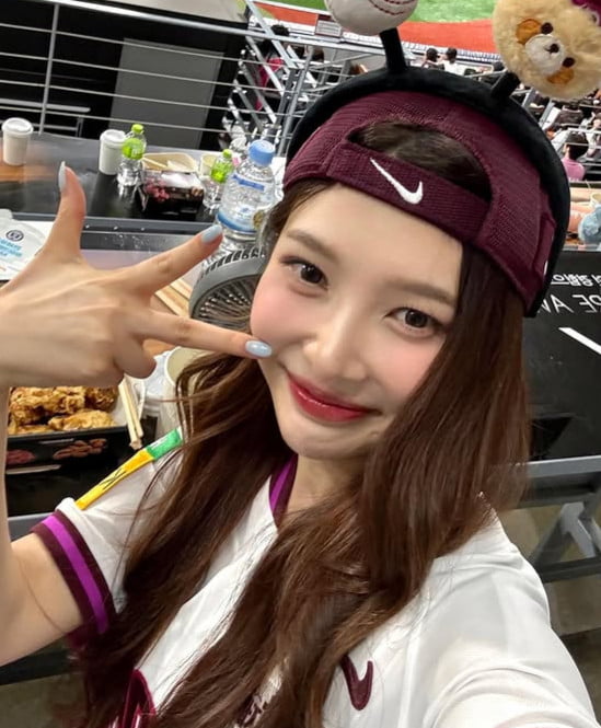 사진=조이 SNS