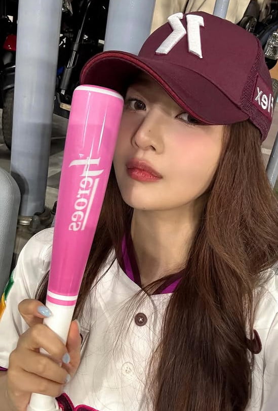 사진=조이 SNS