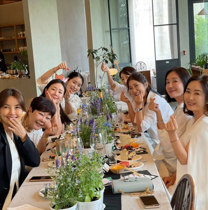 사진=신애라 SNS