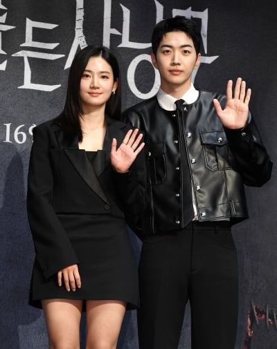 '메스를 든 사냥꾼' 박주현-강훈, 퍼즐 맞춰나가는 관계[TEN포토+]
