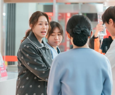 장신영, 딸 사고로 수술실行…보복 폭행 당해 골목에 방치돼 ('태양을 삼킨 여자')