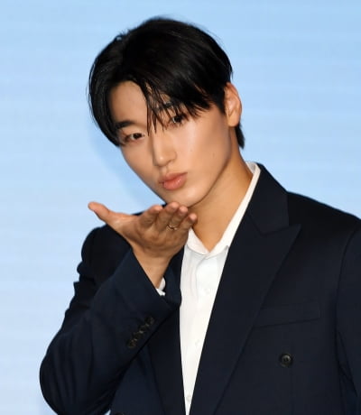 "연예인이기 전에 좋은 사람 되겠다"…'1억 기부' 에이티즈, 인성도 월드 클래스