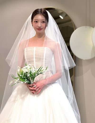 '야구선수♥' 김지연, 혼전임신 후 뒤늦은 결혼 준비…"피팅해보는 날"