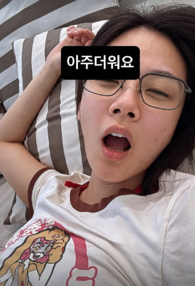 비비와 한 발자국 멀어지기…섹시美 증발