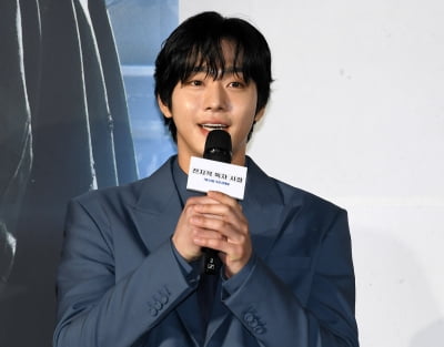 안효섭, 평범한 회사원...평상시 보기 힘든 잘생김[TEN포토]