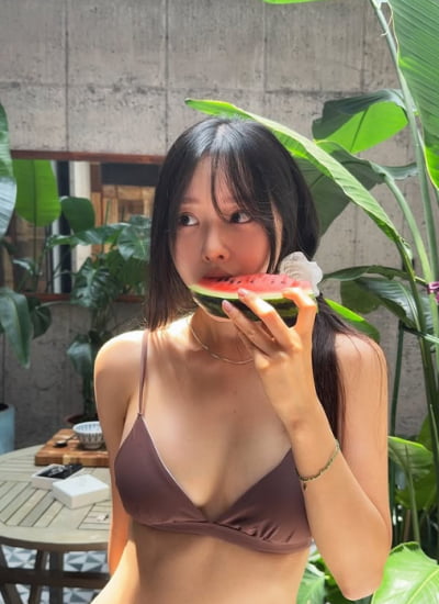 '항암 약 복용' 이솔이, 몸매관리는 완벽하게…♥박성광도 반할 비키니 자태